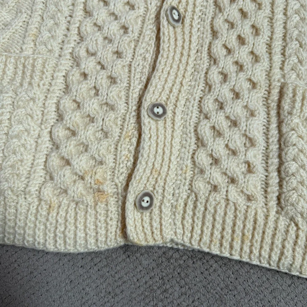 Vintage 1990s Gaeltarra Handknit Aran Fisherman Cardigan Sweater Cream Wool 40